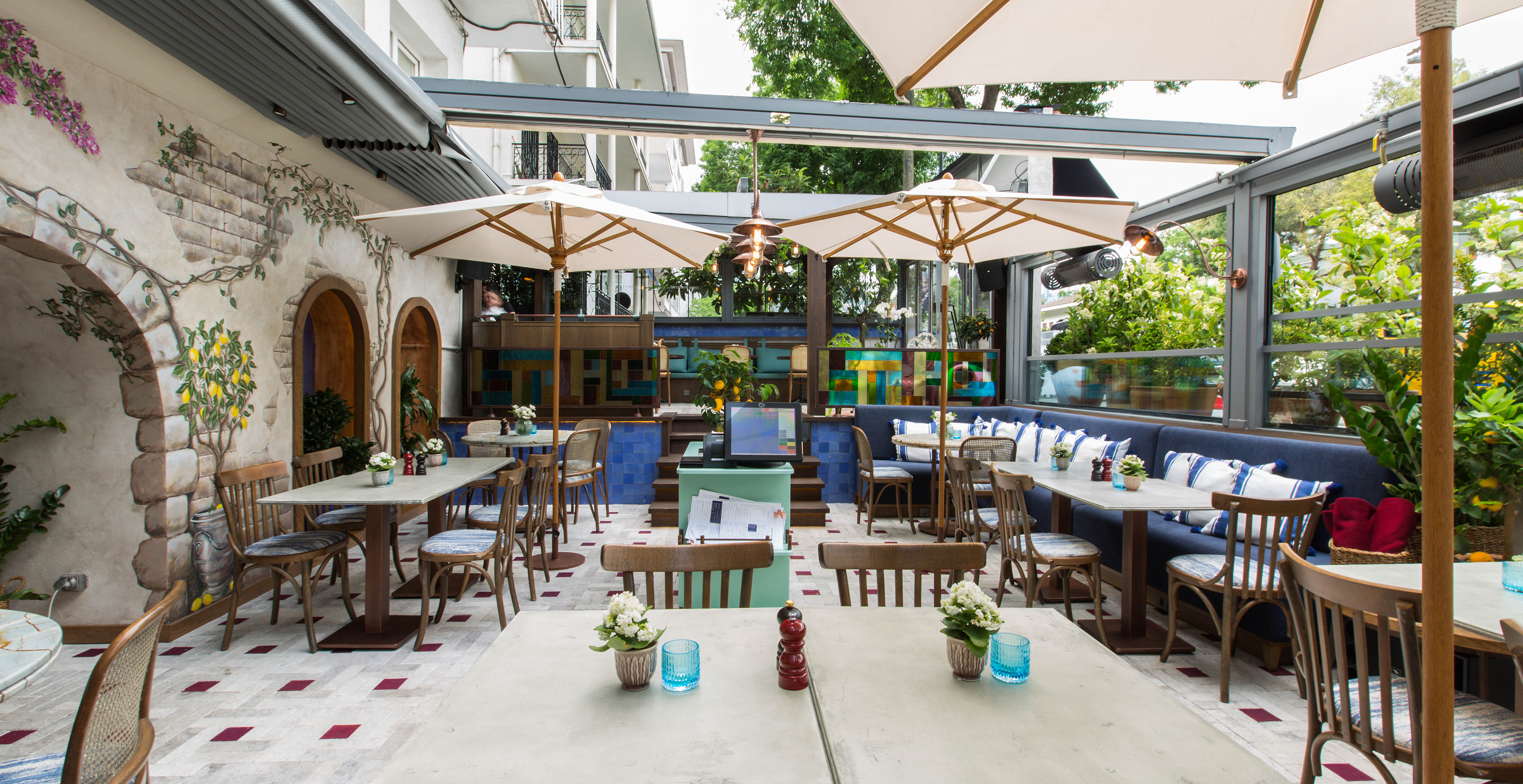 Limon ağaçları arasındaki yeni keşfimiz Patio! Fashion